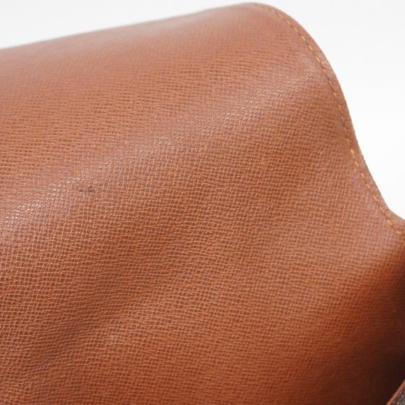 LOUIS VUITTON Brown Monogram Shoulder Bag - Picture 9 of 16